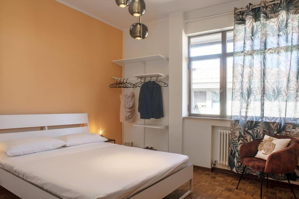 Suite La Montagnola Park 200M Stazione Centrale Bolonia Exterior foto